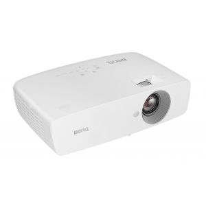 Projektor Benq W1090 FullHD idealny do ogądania sportu i filmów - 2